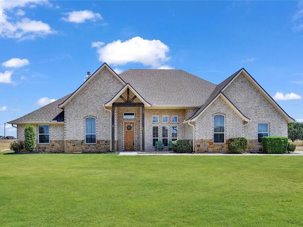 2011 Perkins Lane, Weatherford, TX 76088