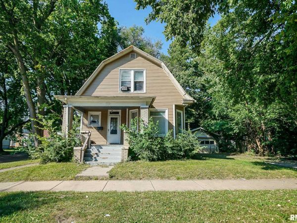 901 E ARCADIA Avenue, Peoria, IL 61603