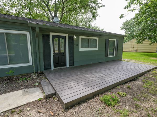 710 Brooks Drive , Fortville, IN 46040