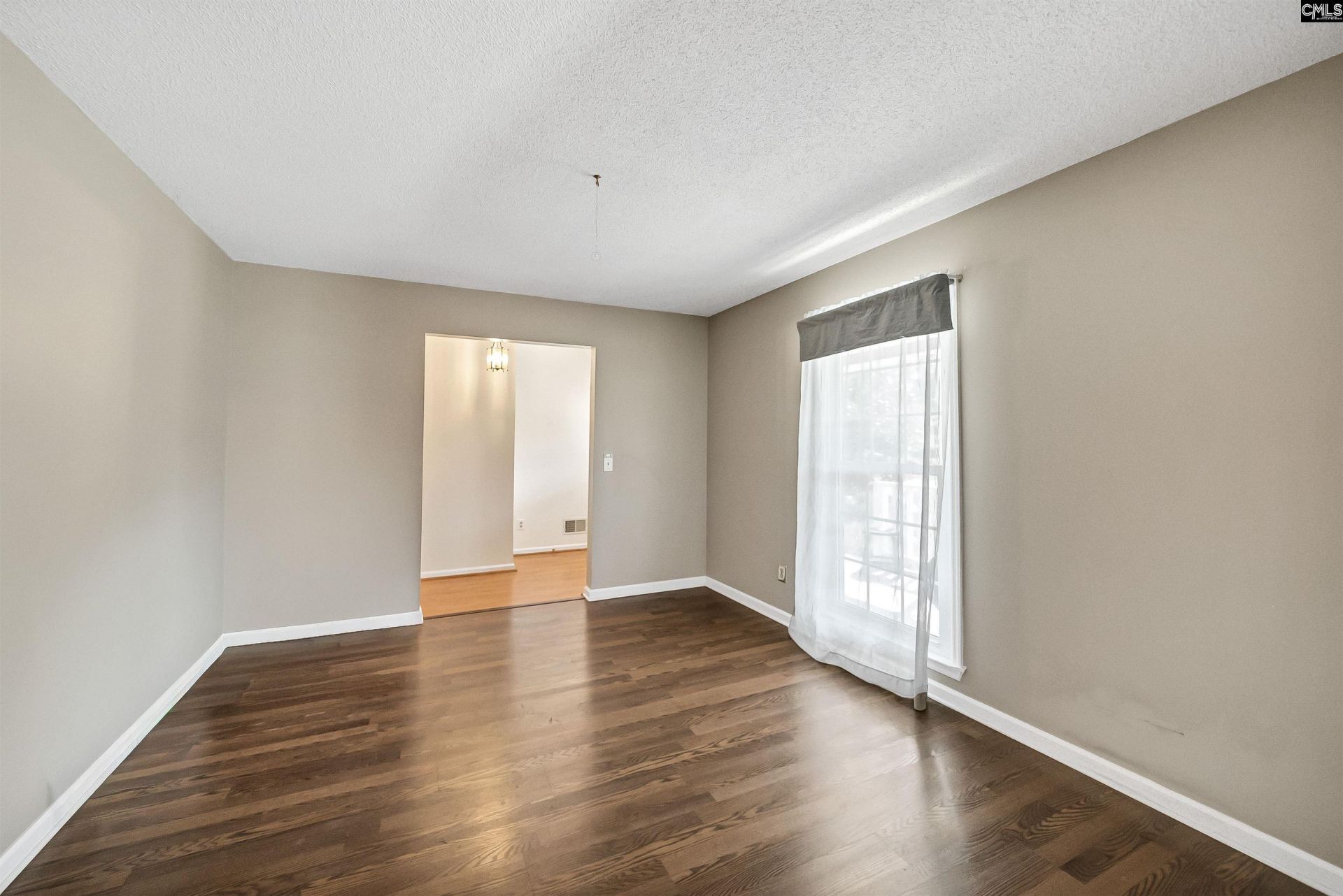 22 Barrister Drive Photo 10
