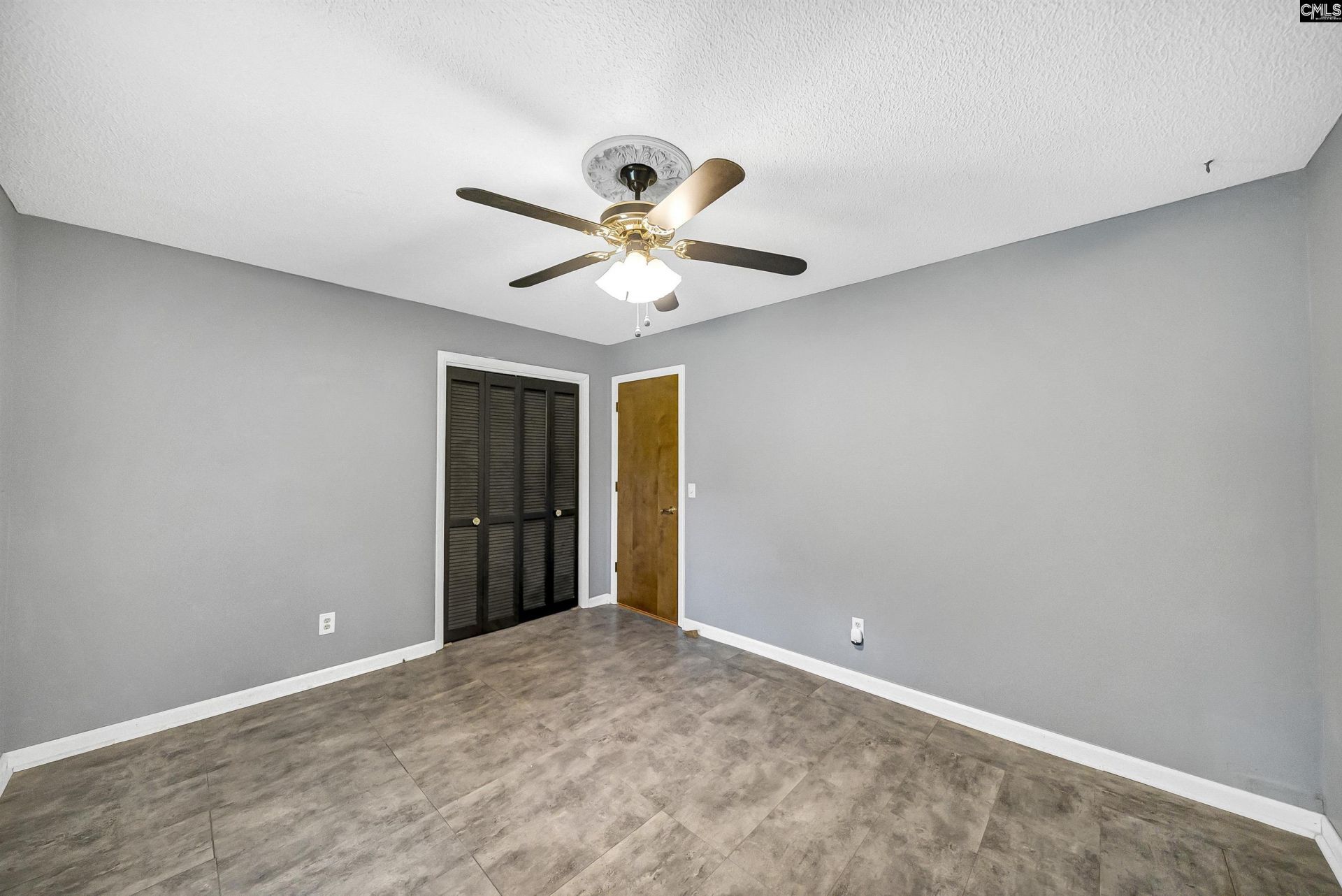 22 Barrister Drive Photo 20