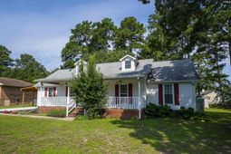 22 Barrister Drive photo 4