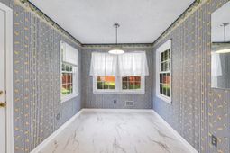 22 Barrister Drive photo 4