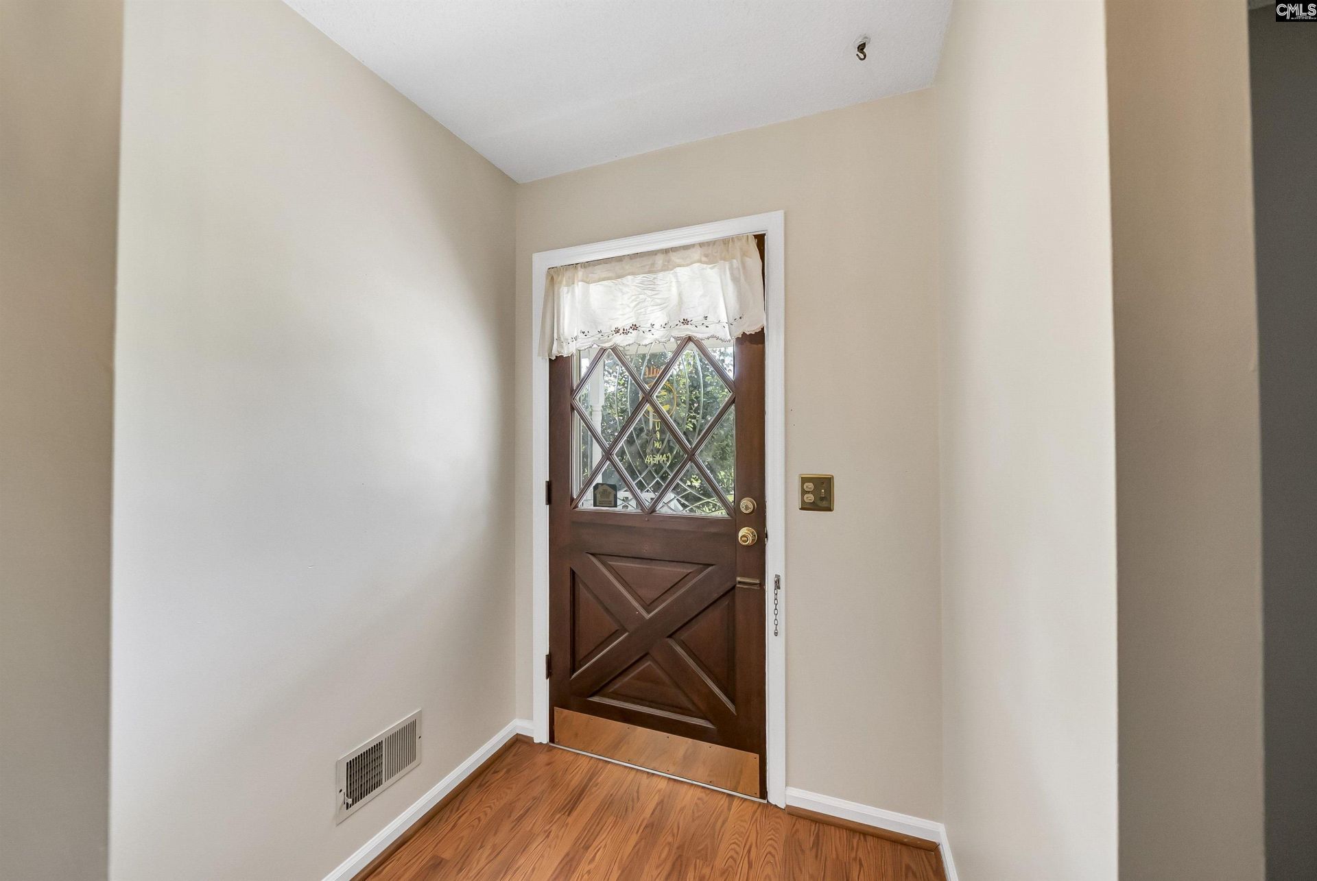 22 Barrister Drive Photo 8