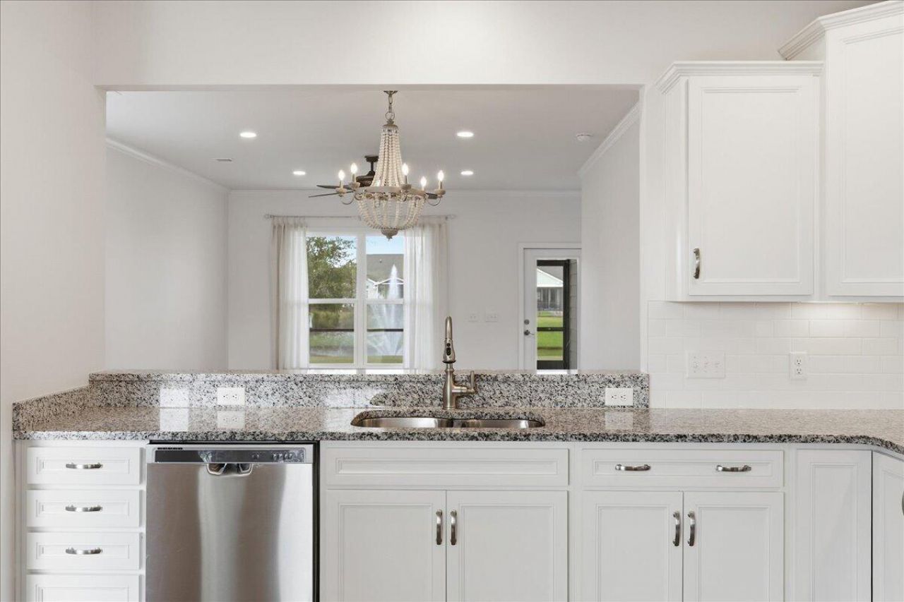 489 Switchgrass Drive Photo 7