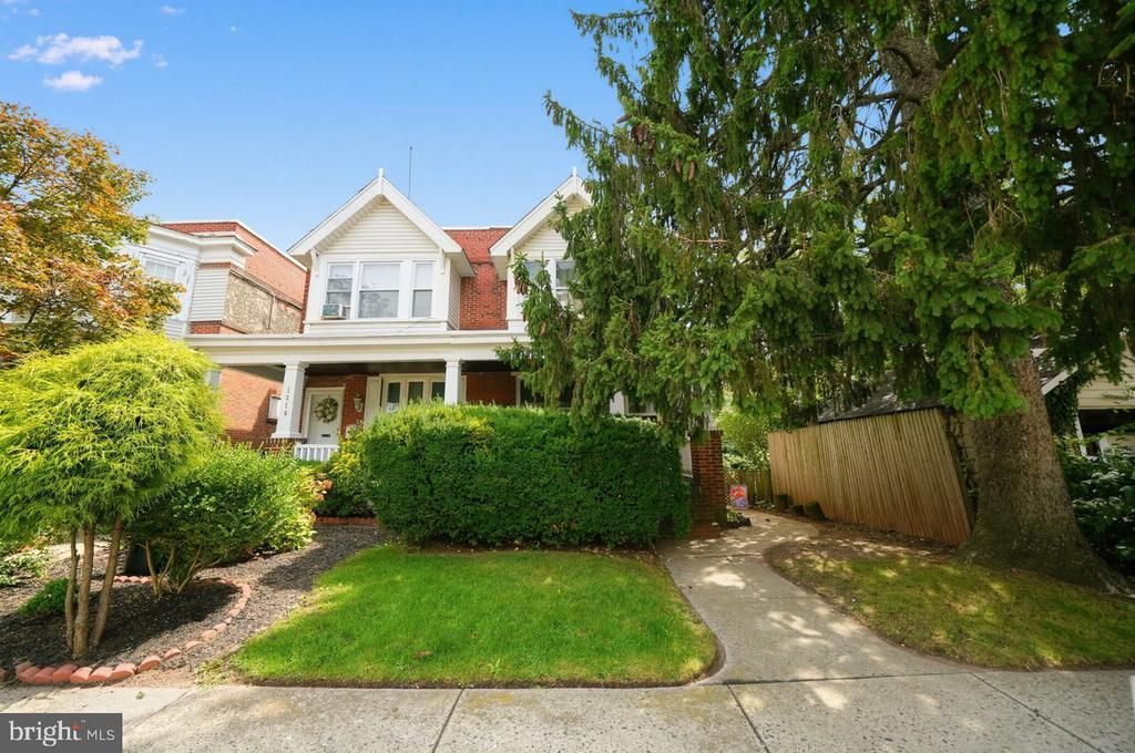 1314 PINE STREET, NORRISTOWN, PA 19401