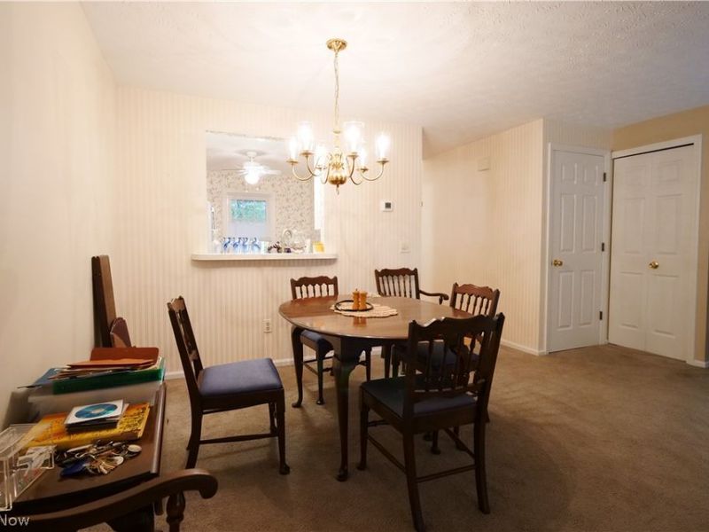 115 Ledbury Circle NE, Canton, OH 44721 Photo 10