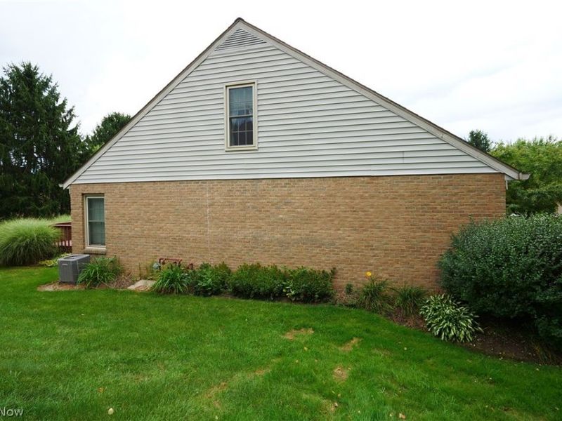 115 Ledbury Circle NE, Canton, OH 44721 Photo 33