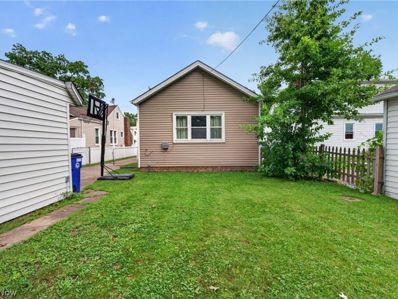 4517 Wetzel Avenue, Cleveland, OH 44109 Photo 17