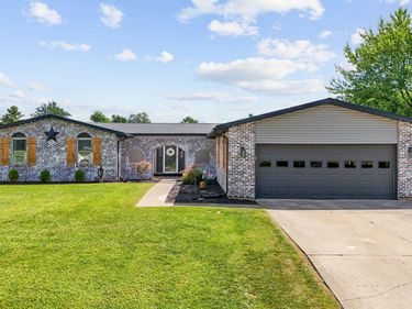 2470 Leon Lane, Springfield, OH 45502