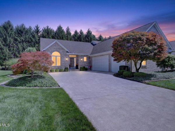 3915 Deer Valley Lane , Maumee, OH 43537