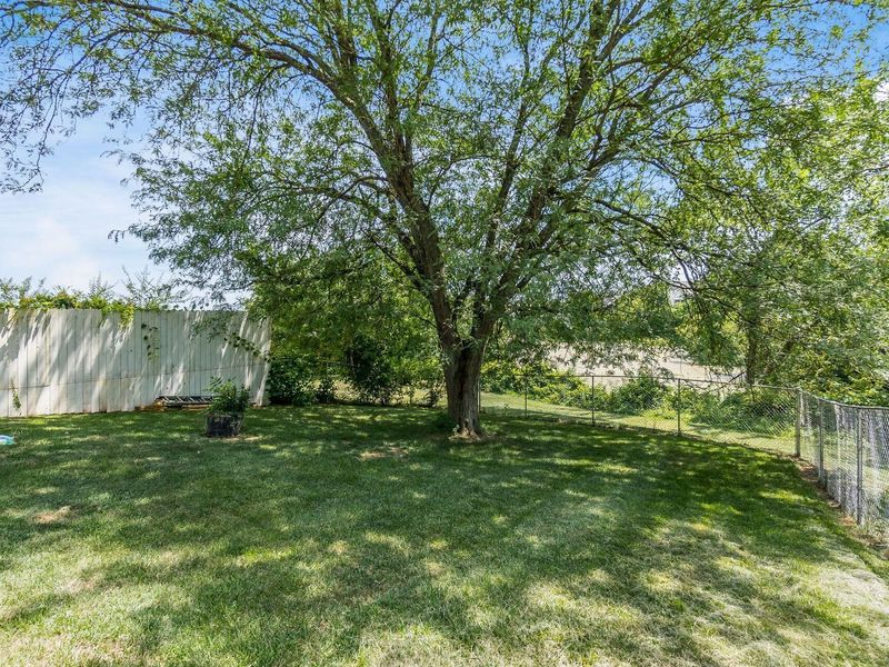 8521-8559 Olde Worthington Road , Westerville, OH 43082 Photo 12