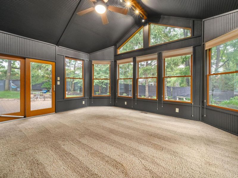 648 Churchill Drive, Columbus, OH 43230 Photo 14