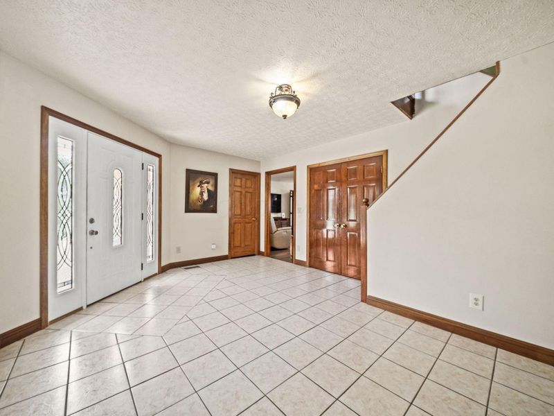 3738 Saint Paul Road , Ashville, OH 43103 Photo 10