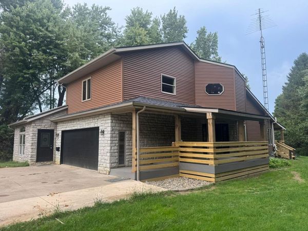 1700 Apple Valley Drive , Howard, OH 43028