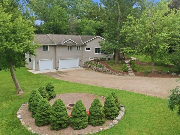 13508 Sunset Trail , Plymouth, MN 55441