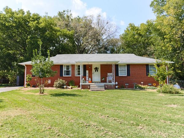 6641 Forrest Ln , Murfreesboro, TN 37129