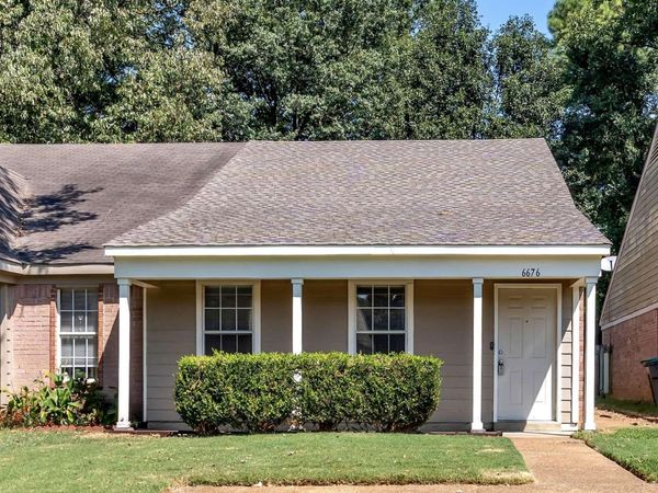 6676 WHITTEN PINE DR, Memphis, TN 38134