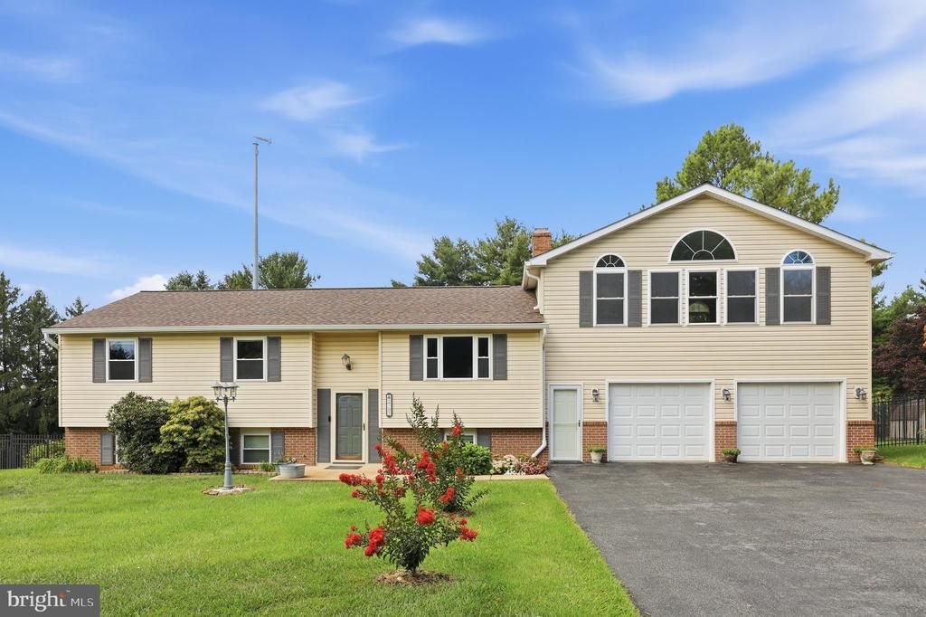 2702 RAINBOW DRIVE , WESTMINSTER, MD 21157