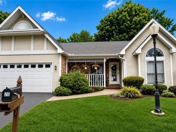 26 Village Gate Court, Buffalo, NY 14221