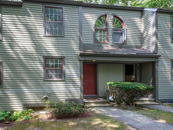 1465 Hooksett Road, Unit 52, Hooksett, NH 03106