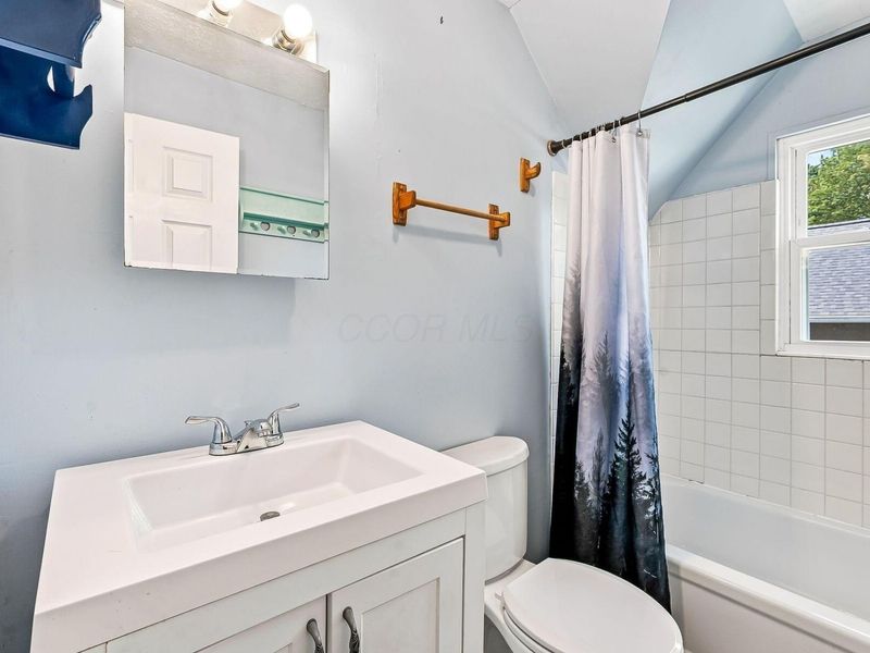 109 W Taylor Street , Ashley, OH 43003 Photo 29