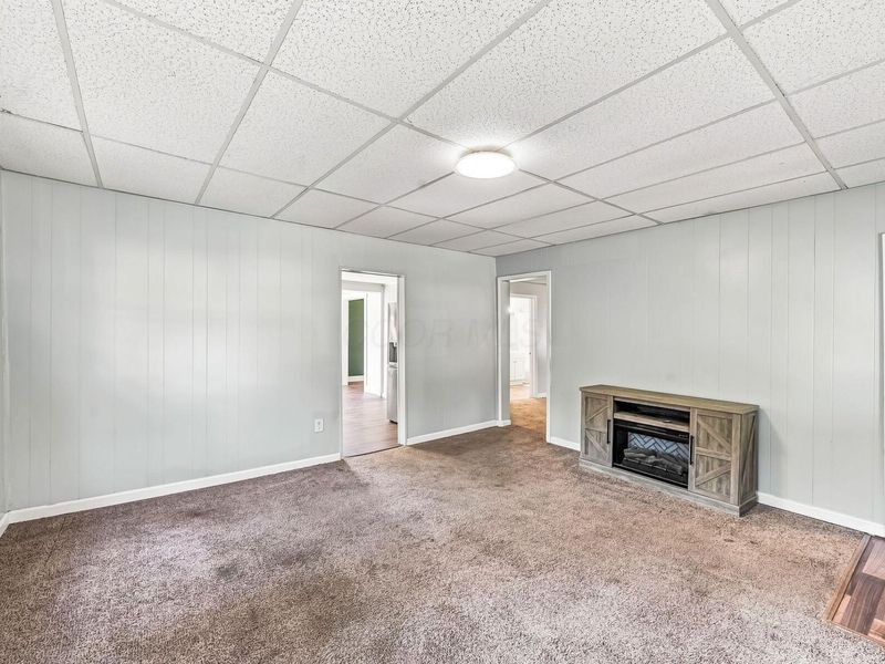 109 W Taylor Street , Ashley, OH 43003 Photo 9