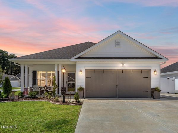 739 Greenwich Place, Richlands, NC 28574