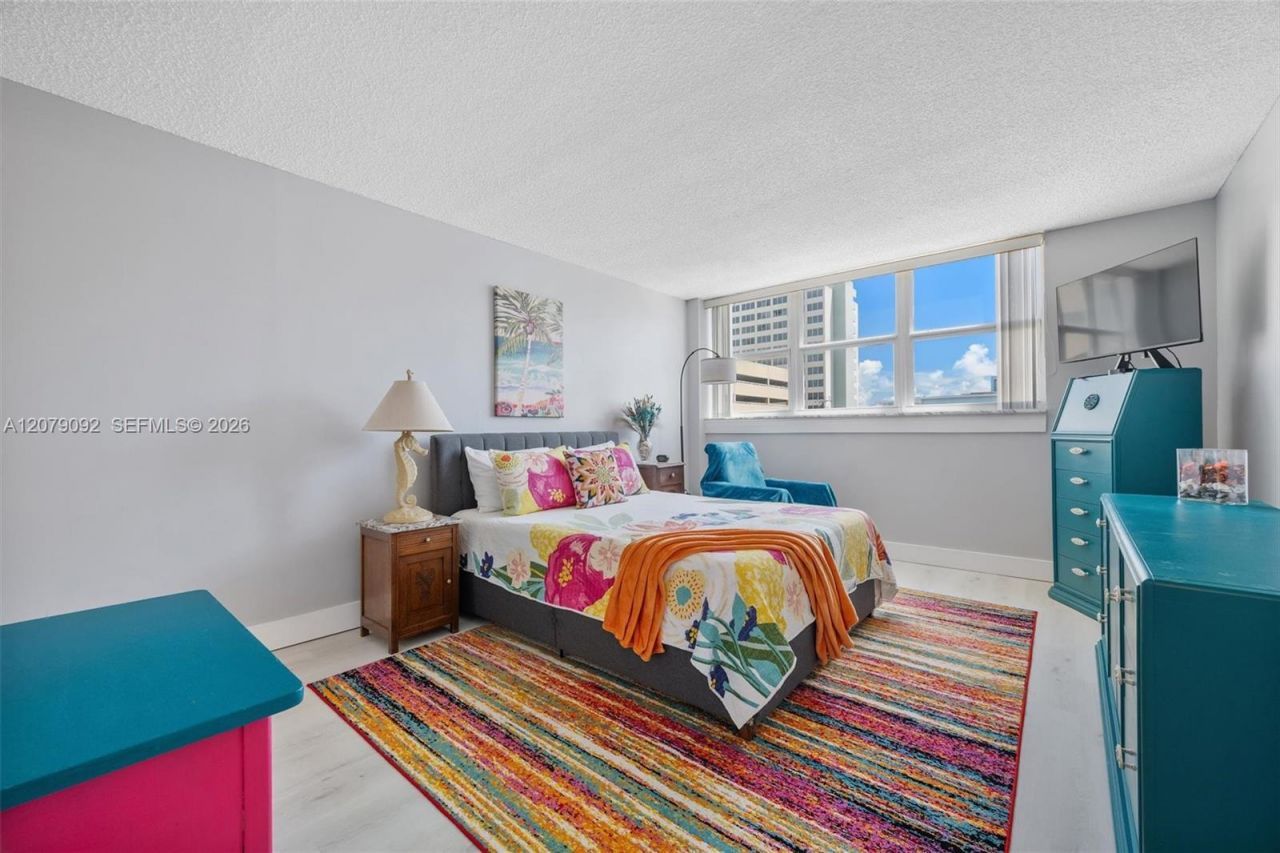 211 S Ocean Dr, Unit 302, Hollywood, FL 33019 Photo