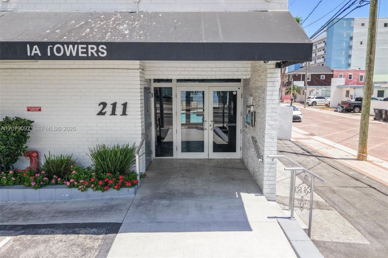 211 S Ocean Dr, Unit 302, Hollywood, FL 33019 Photo