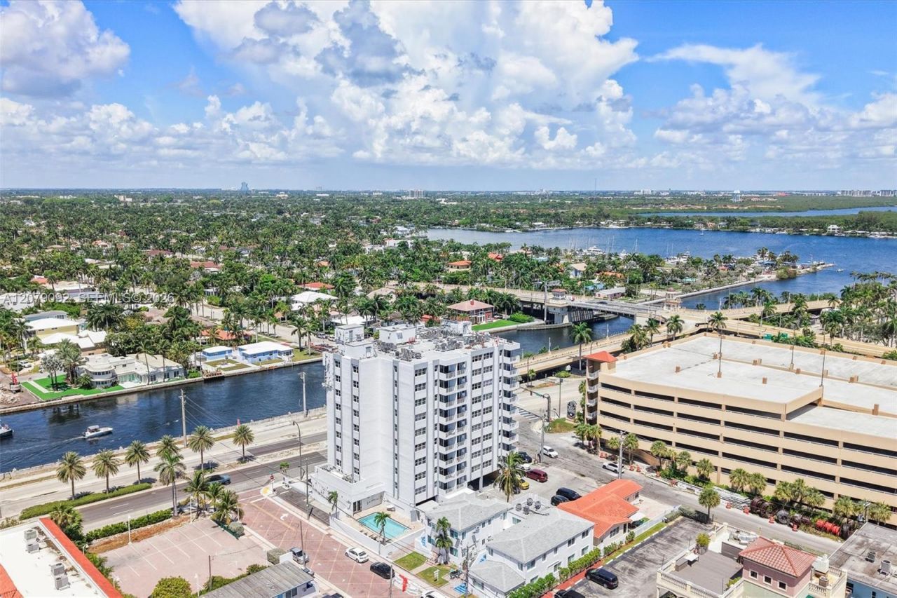 211 S Ocean Dr, Unit 302, Hollywood, FL 33019 Photo
