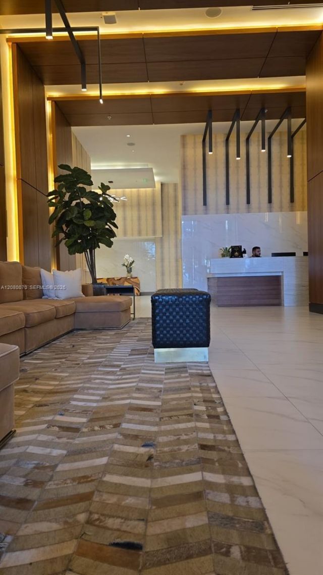 2960 NE 207th St, Unit 1005, Aventura, FL 33180 Photo