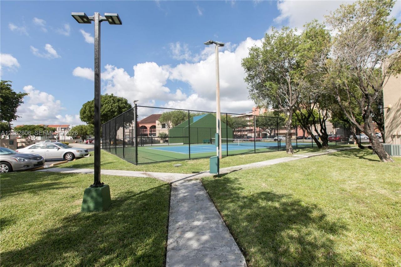 10241 NW 9 Street Cir , Unit 109-5, Miami, FL 33172 Photo
