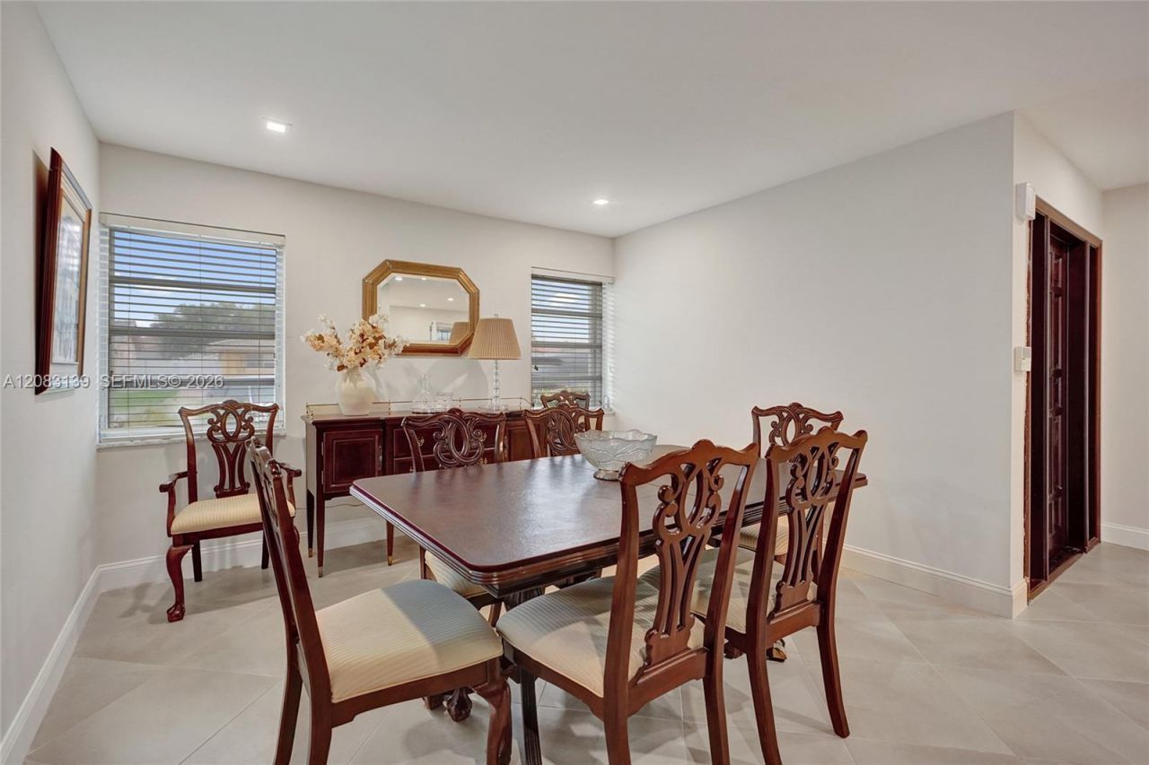 10214 SW 26th Ter , Miami, FL 33165 Photo