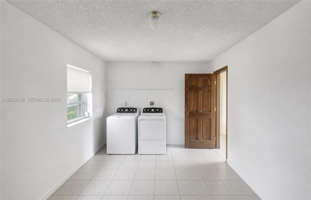 10214 SW 26th Ter , Miami, FL 33165 Photo