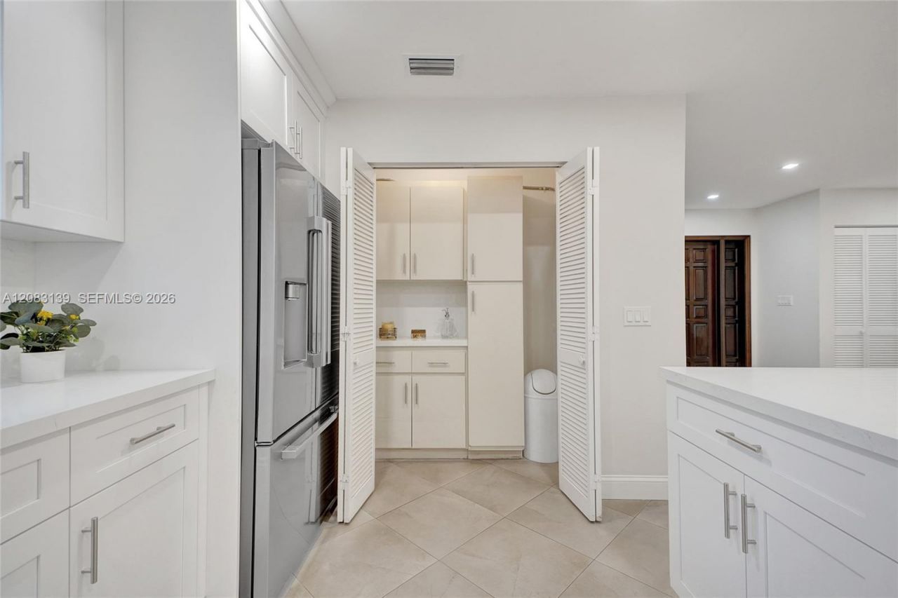 10214 SW 26th Ter, Miami, FL 33165 Photo