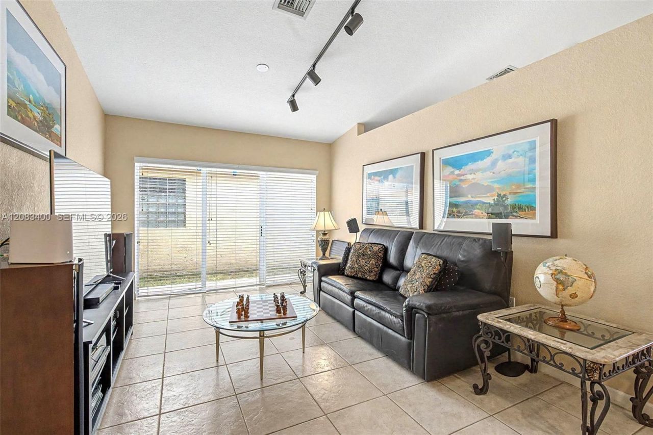 14033 SW 155 Ct , Miami, FL 33196 Photo