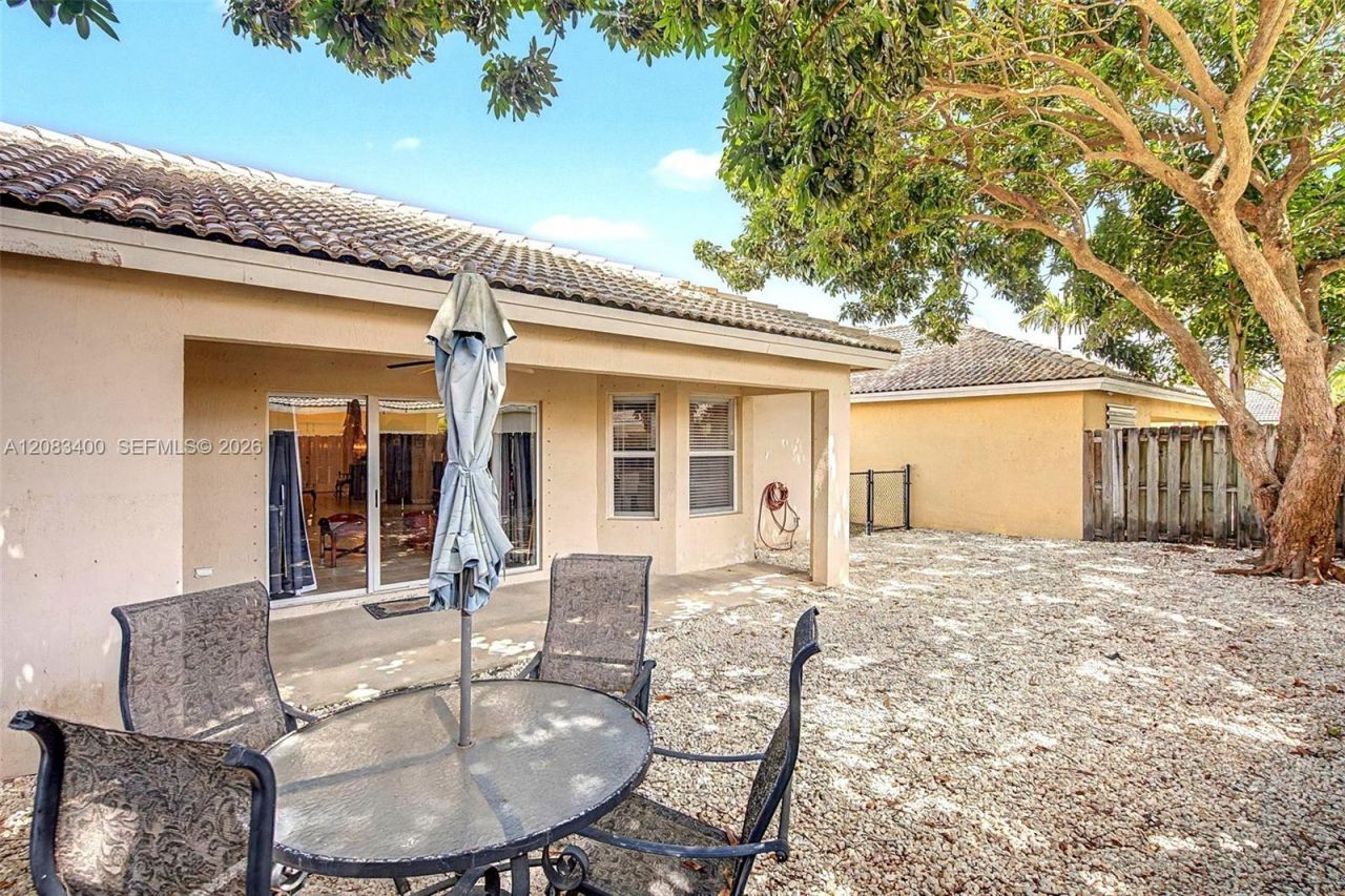 14033 SW 155 Ct , Miami, FL 33196 Photo