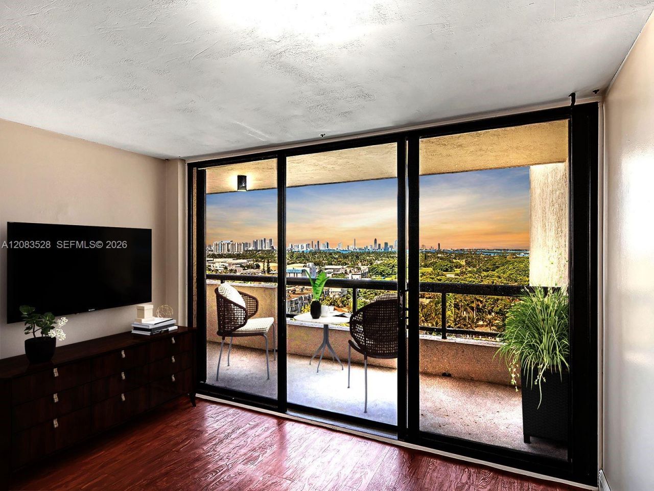 2555 Collins Ave, Unit 1604, Miami Beach, FL 33140 Photo
