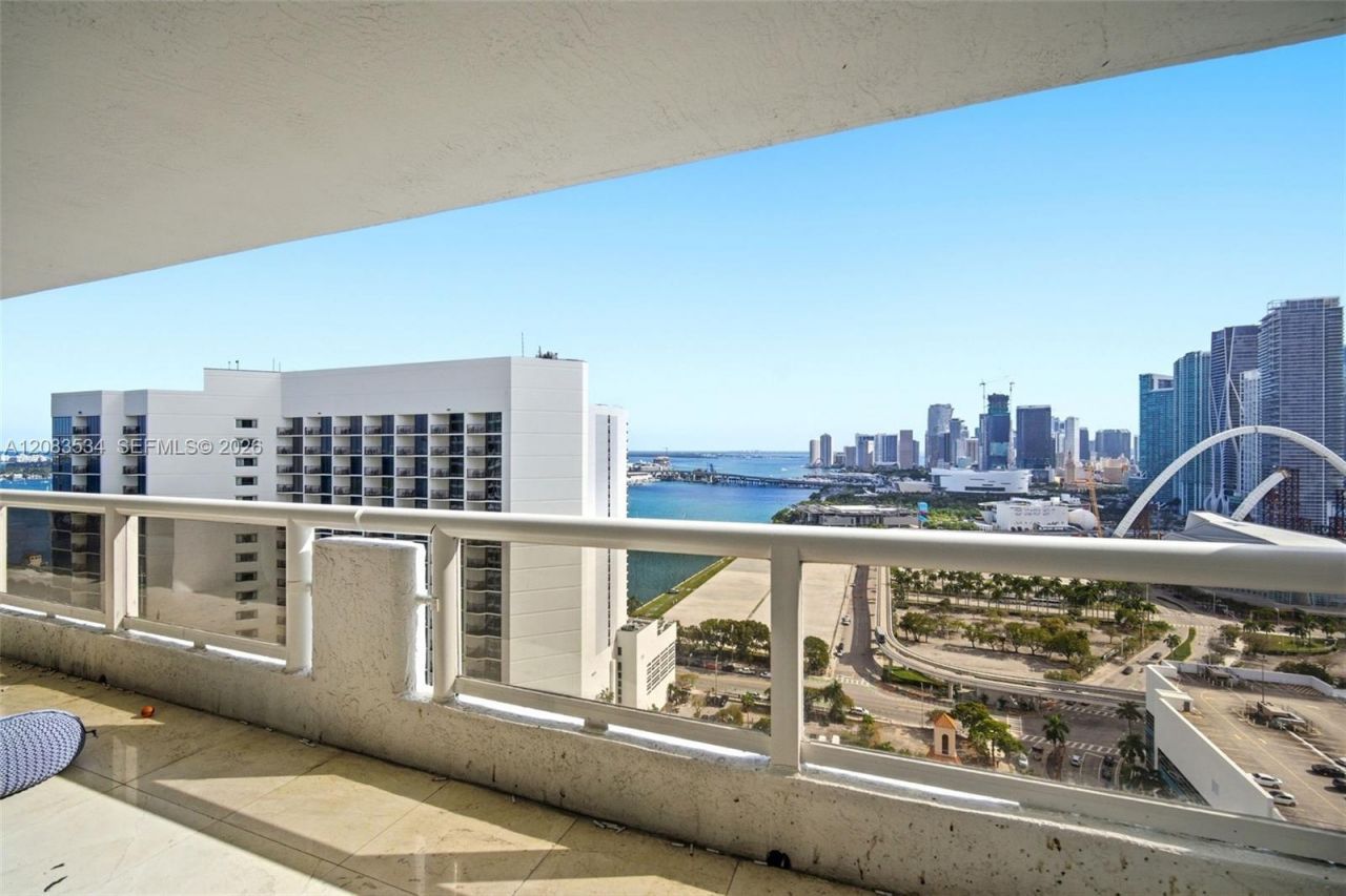 1717 N Bayshore Dr , Unit A-3354, Miami, FL 33132 Photo