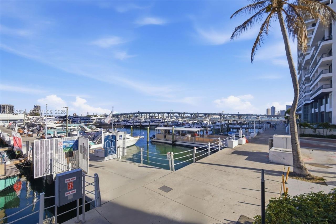 1717 N Bayshore Dr , Unit A-3354, Miami, FL 33132 Photo