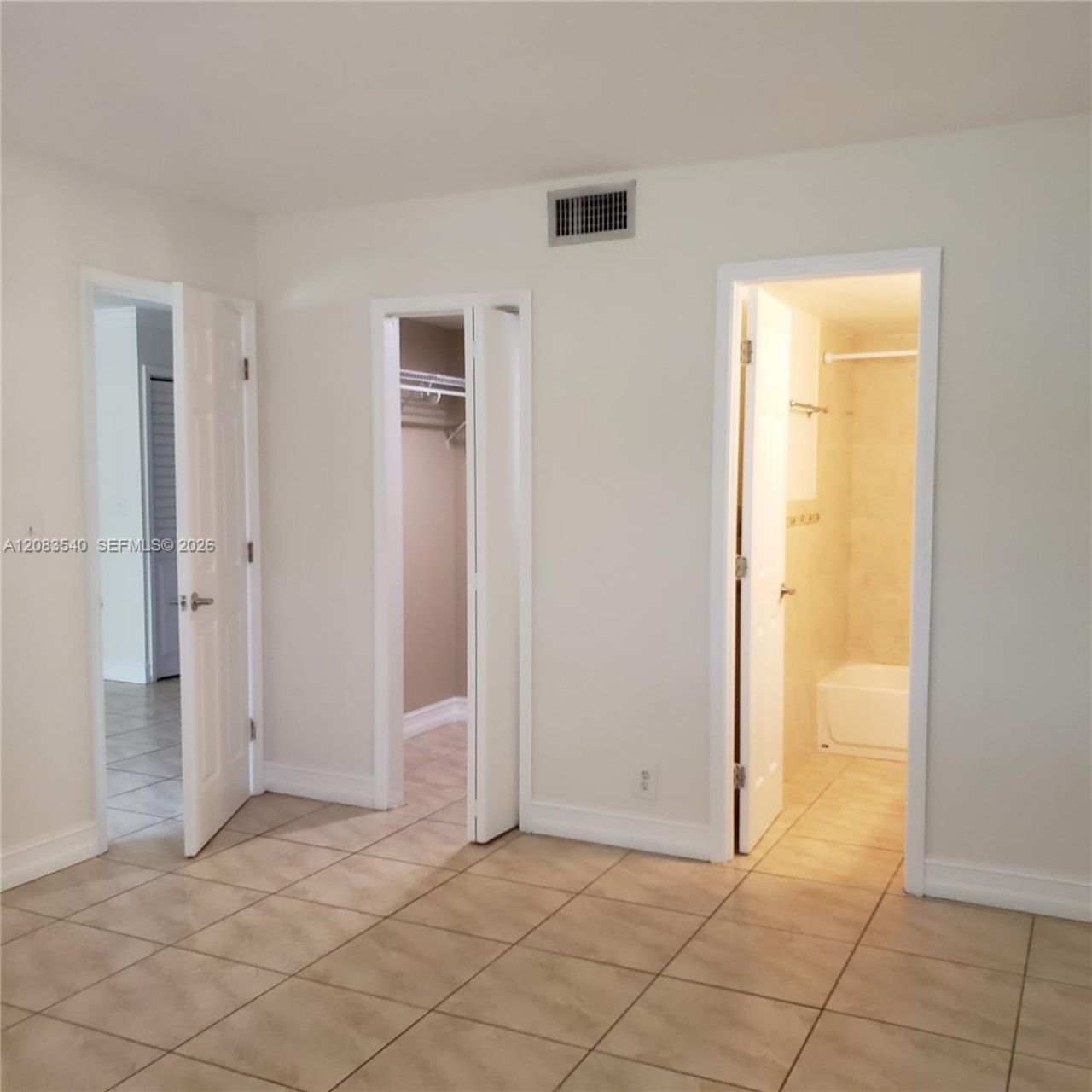 1300 Moffett St , Unit 110, Hallandale Beach, FL 33009 Photo