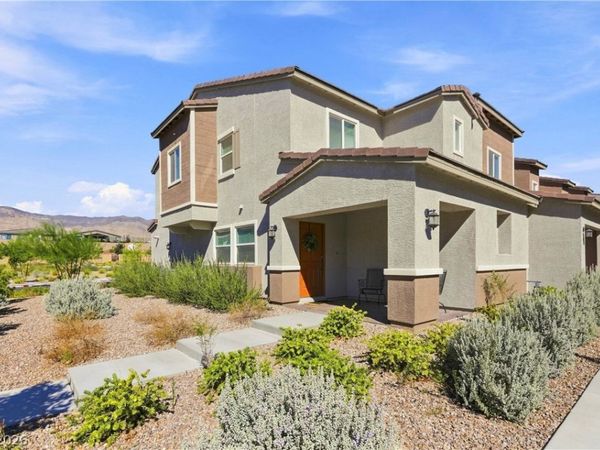 6246 Foxes Dale Street , Las Vegas, NV 89166