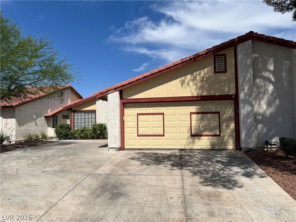 5242 Dickens Drive, Las Vegas, NV 89119