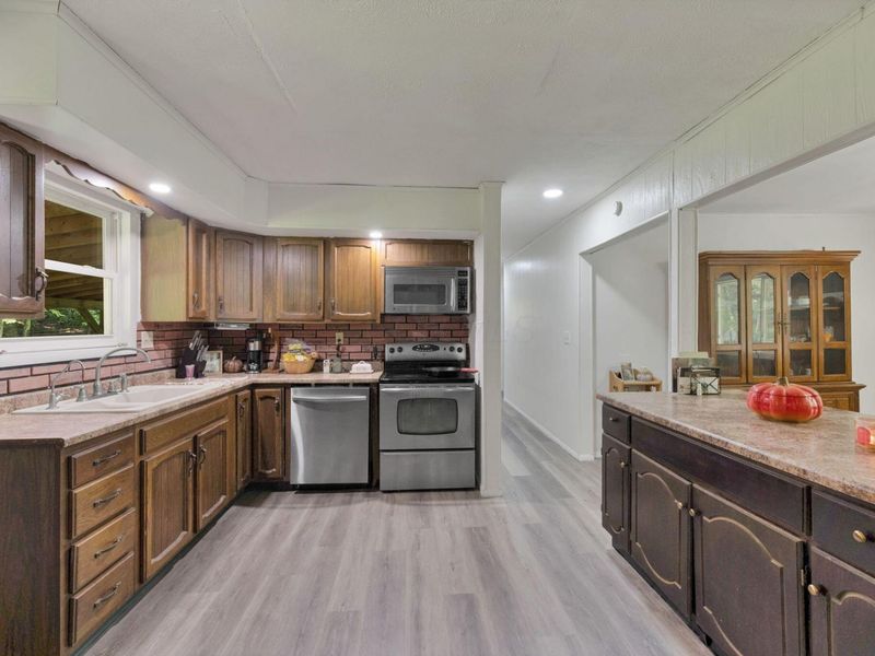33477 Till Road, Logan, OH 43138 Photo 18