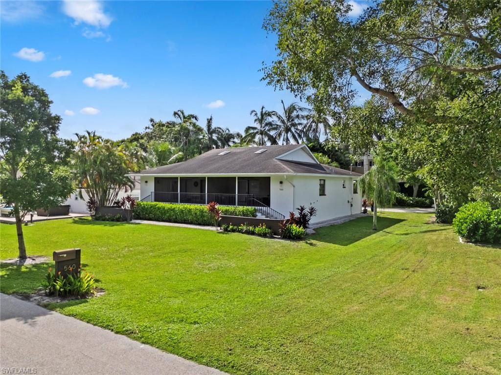 560 9th Ave S, Naples, FL 34102 Photo