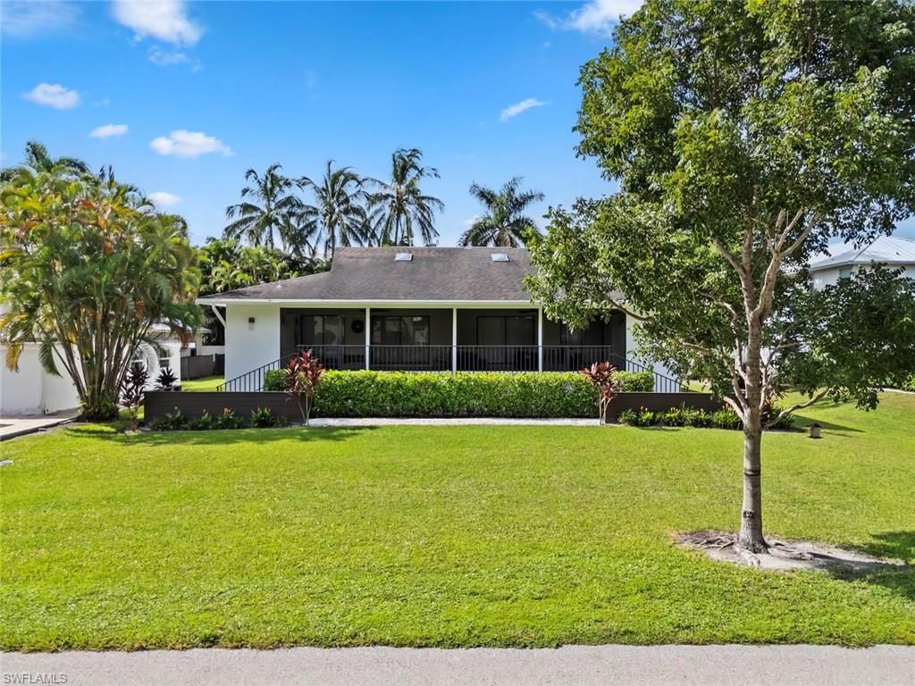 560 9th Ave S, Naples, FL 34102 Photo