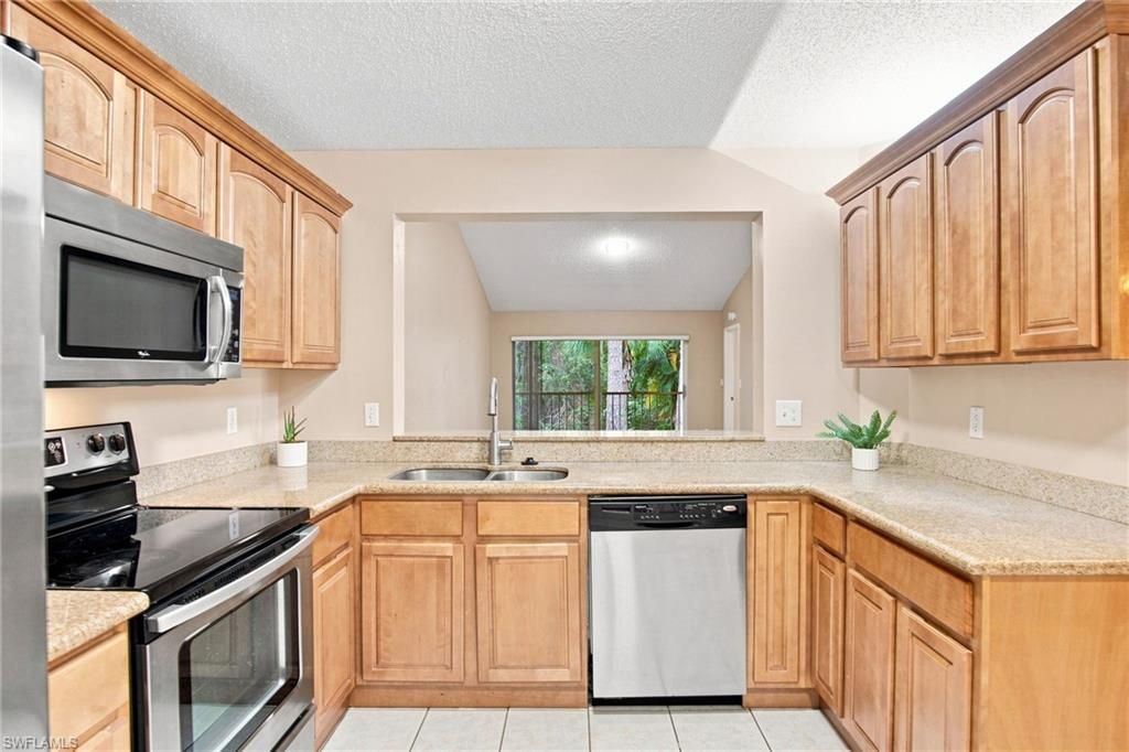 749 Landover Cir , Unit 203, Naples, FL 34104 Photo
