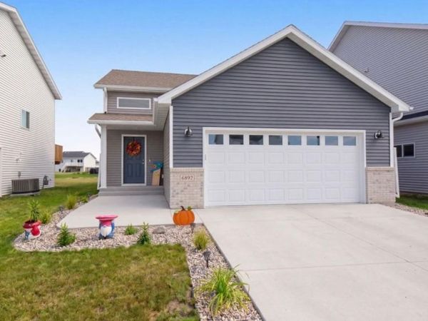 6892 Joseph Street, Horace, ND 58047