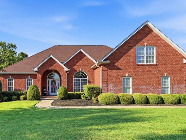 3009 Edgemont Dr , Clarksville, TN 37043
